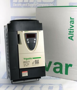 Variateur De Fréquence Schneider ATV71HD90N4 - Neuf, Livraison Rapide