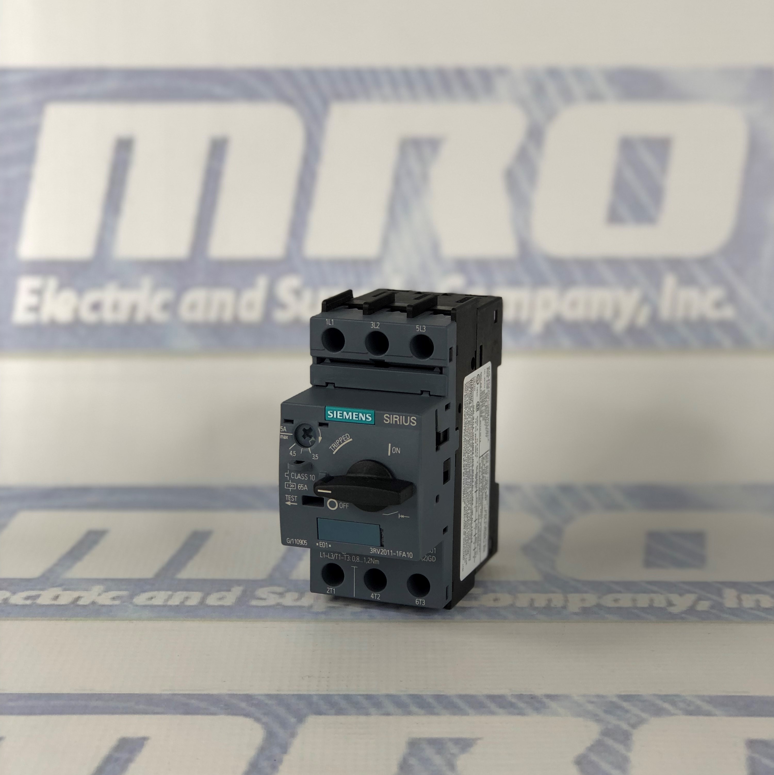 thumbnail image 2 of Siemens 3RV1021-1FA10 Manual Motor Starter – 3.5-5A – NEW In Original Packaging 2 of 2